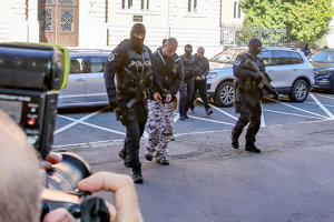 Alleged driver Miroslav M. led to heairng at the the Specialised Criminal Court in Banská Bystrica.